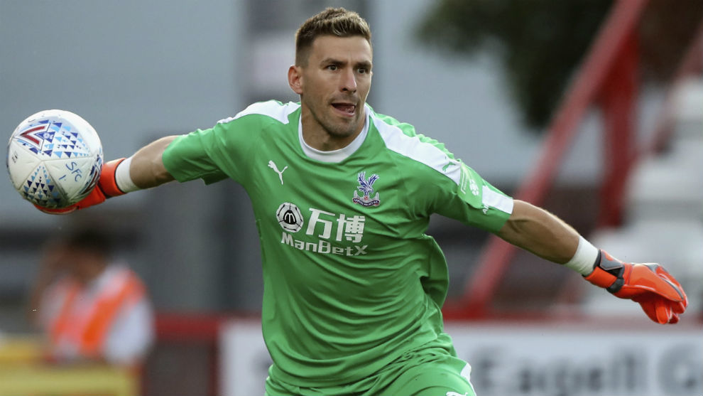 EL TALLER DEL FÚTBOL VICENTE GUAITA, DE SALIR POR LA PUERTA DE ATRÁS A