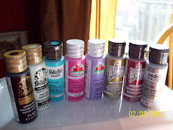 craft acrylic plaid paints