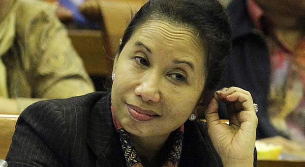 Mulai Besok, Rini Soemarno Diprediksi Mbalelo Pada Jokowi