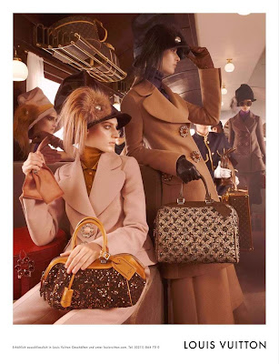 vuitton louis smile