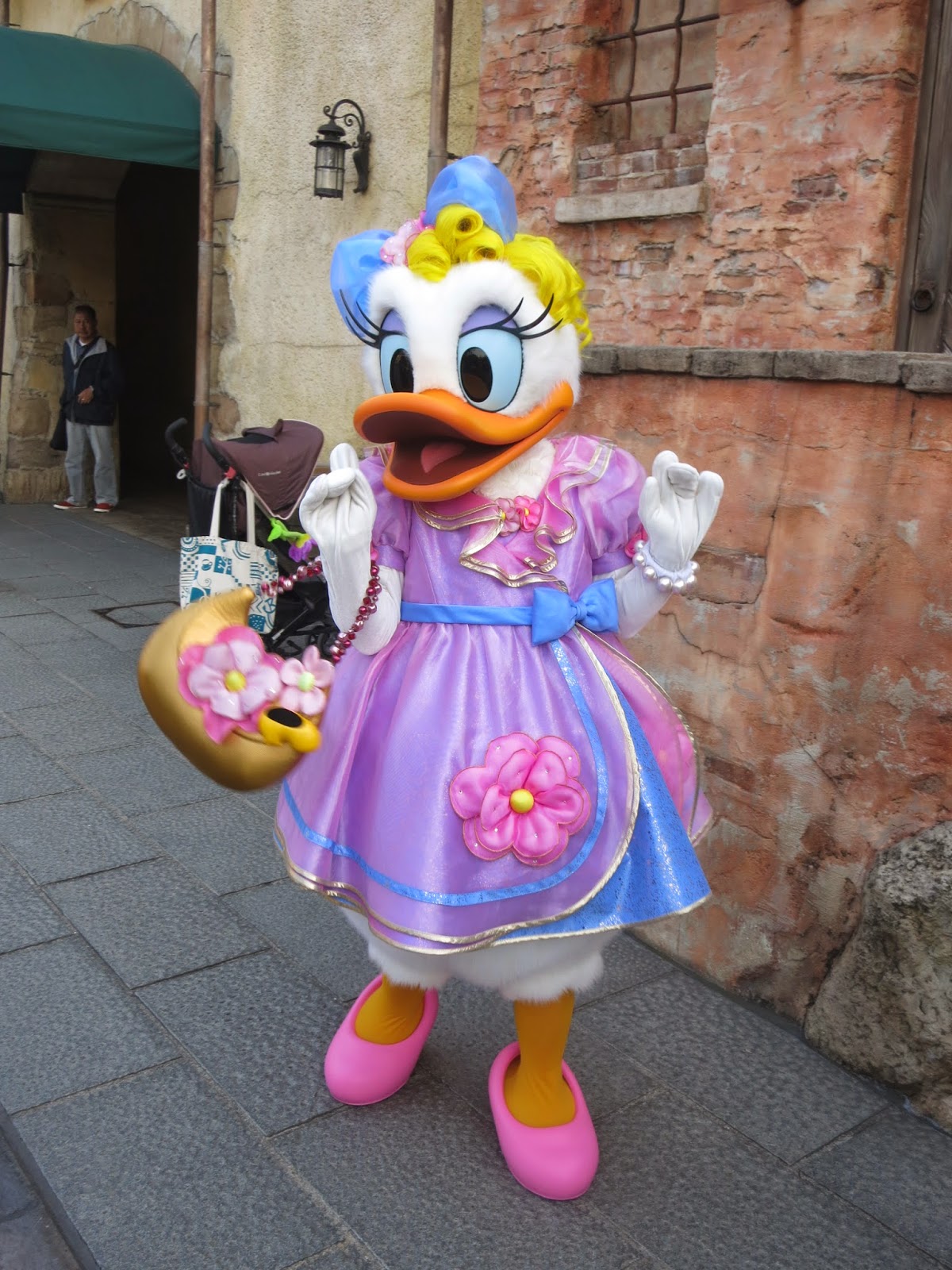 Splash of Yellow: Things to see and do at Tokyo Disney Sea