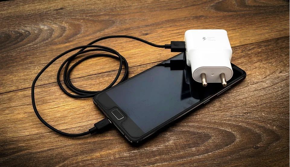 Cara Mudah Mengetahui Charger Hp Asli Atau Kw Menggunakan Aplikasi Andalan Elektro