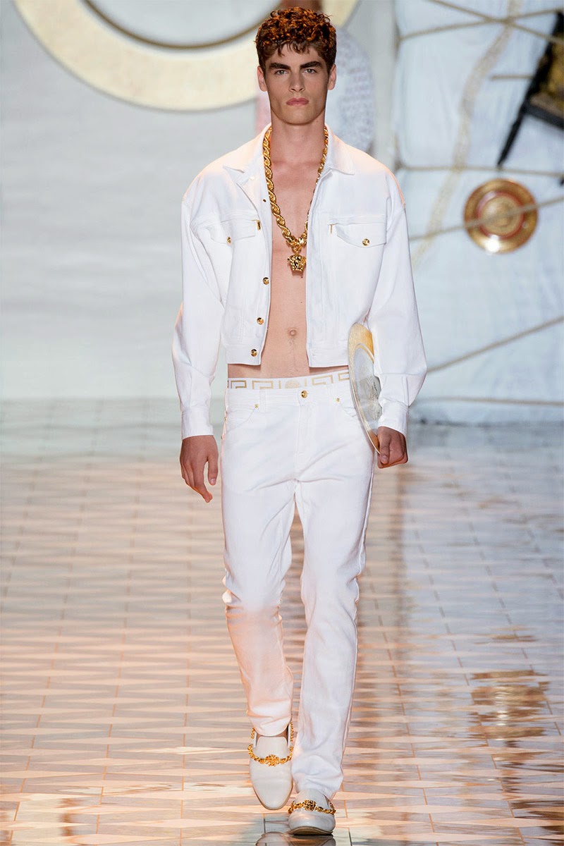 THE BRUNETTES: Opulent Pool Party Attire: The Versace Spring/Summer ...