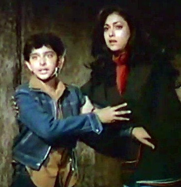 Bollywood, Hollywood, buildings, Technology and other amazing pics