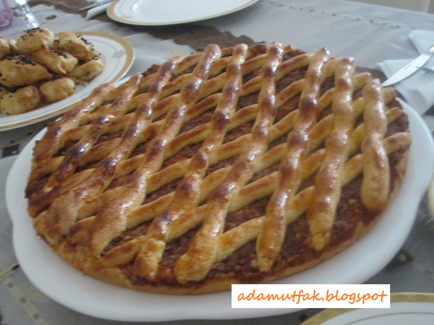 Ada Mutfak�tan Lezzetli Ev Yemekleri Şifa Keki ve Diğer Kekler