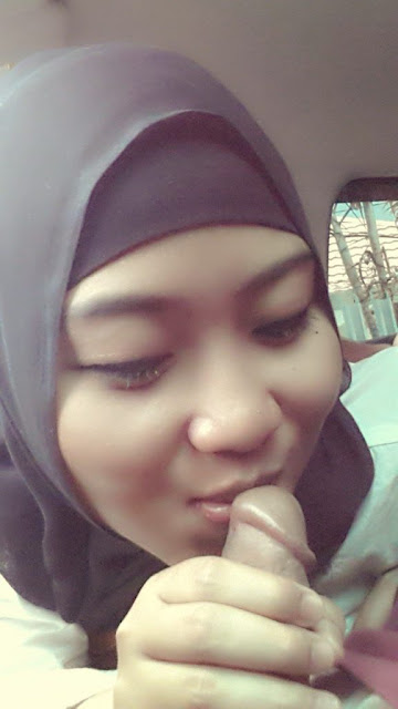 Abg Jilbab Manis Lagi Asik Nyepong Kontol Kekasih Abg Jilbab Manis Lagi Asik Nyepong Kontol Kekasih