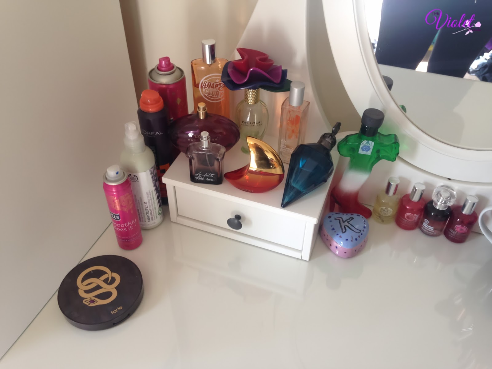 A look inside my dressing table. - The Violet Blonde