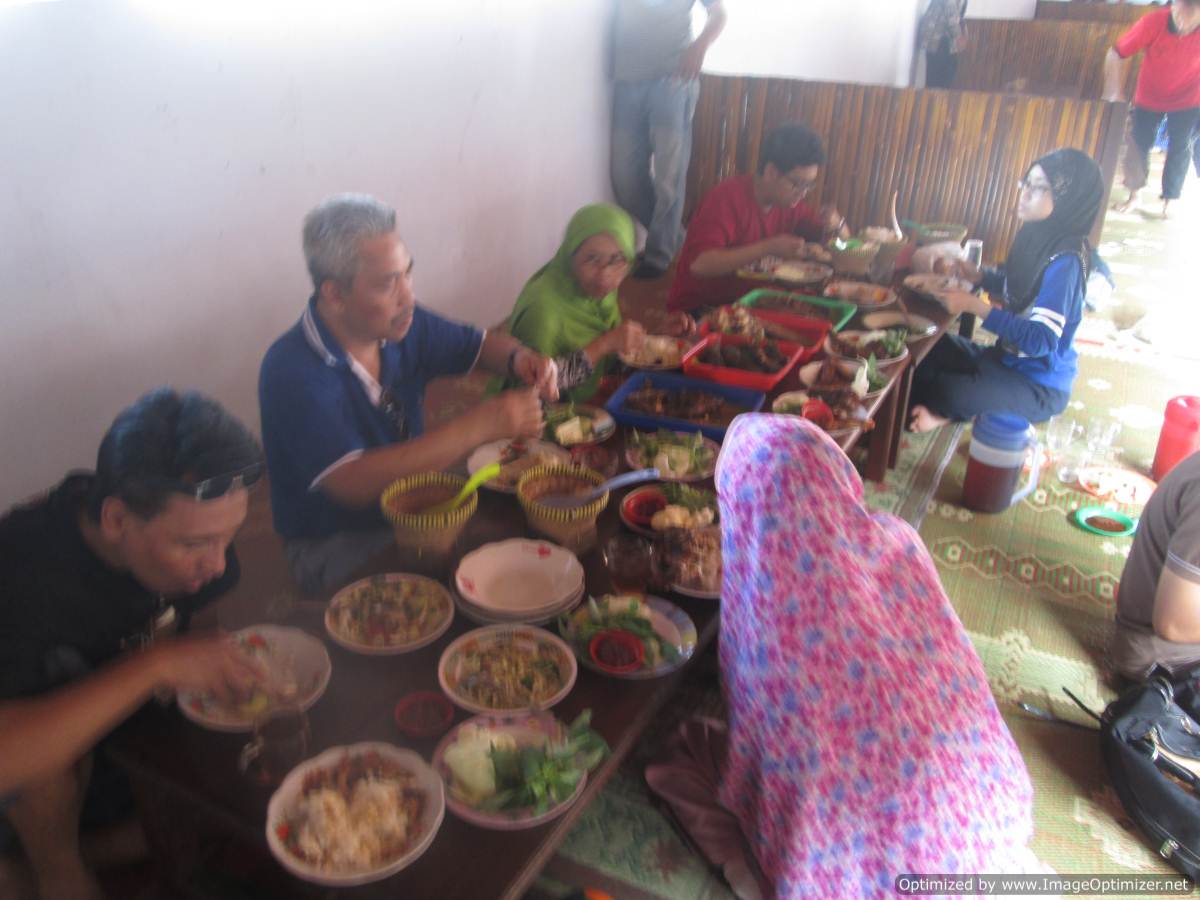 √Berkumpul Bersama Keluarga Membuat Hidup Semakin Berarti