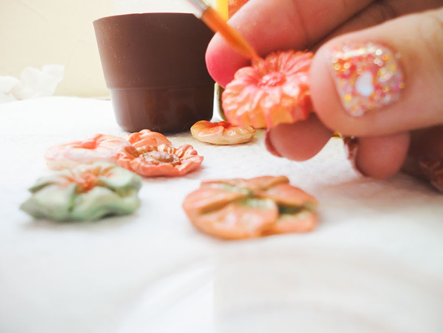 como-colorear-fimo-con-sombra-de-ojos-how-to-colour-polymer-clay-eye-shadow