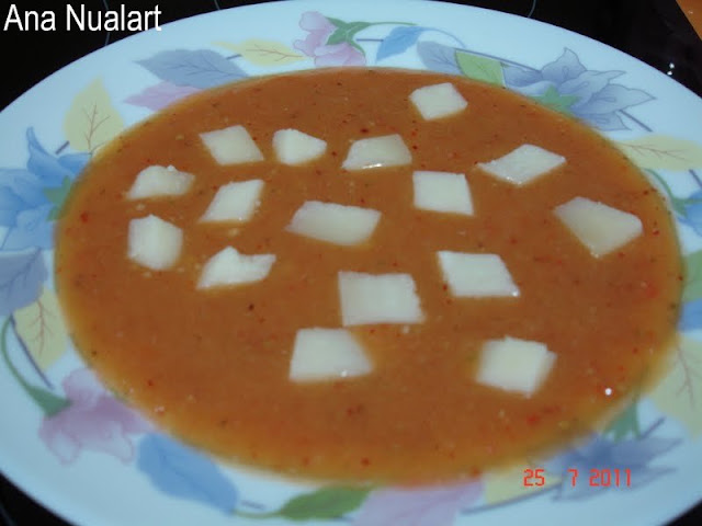  SOPA DE TOMATE CON QUESO 