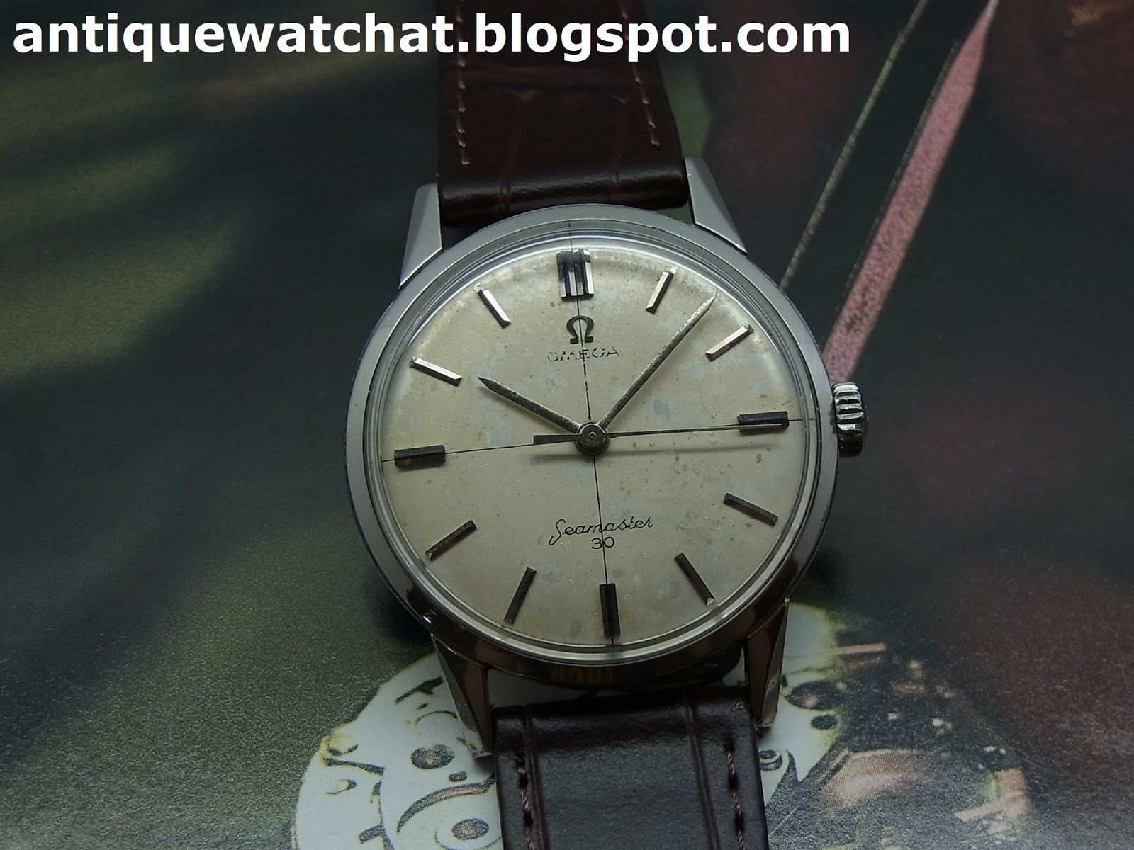 Antique Watch Bar: OMEGA SEAMASTER 30 17 JEWELS HAND WINDING WATCH 41