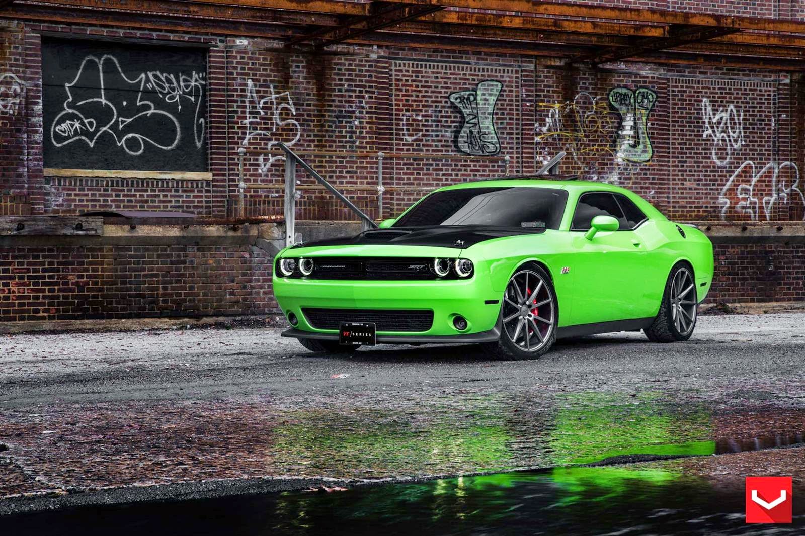 Tuning into. Тюненые машины на обои. Bmw e36 cabrio lambo doors. Nissan gtr 35 adv. Tuning into.