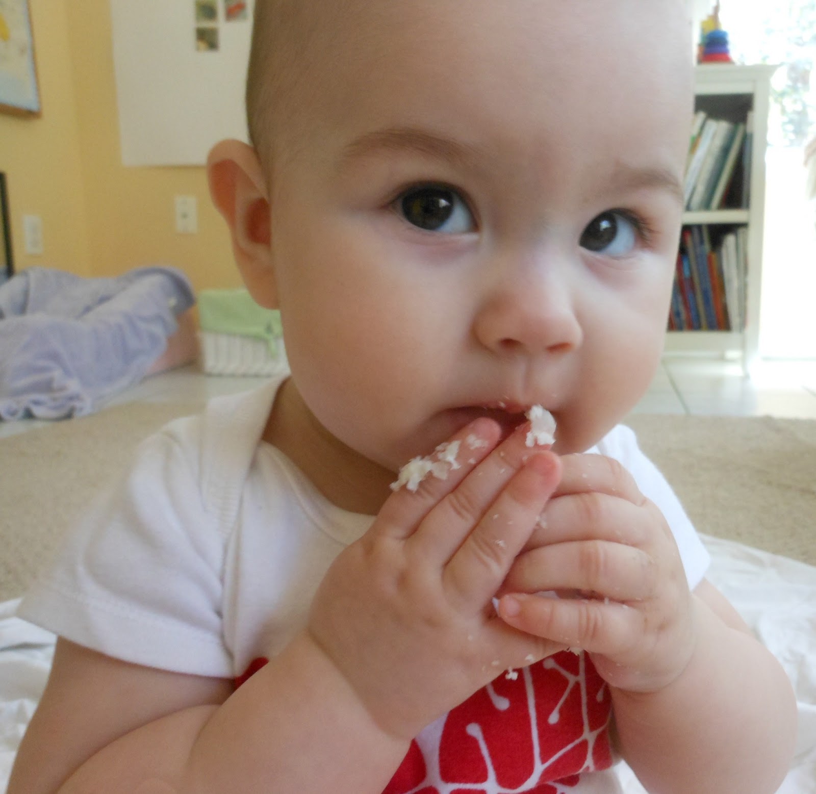 exploring-montessori-sensory-play-with-babies-artesan-as-y