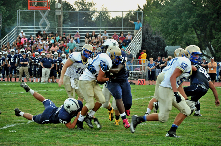 ster Schroeder Varsity Football Photos GatesChili (Lost 1412)