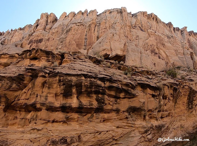 Hiking the Cottonwood Wash Trail, San Rafael Swell Hiking the Cottonwood Wash Trail, San Rafael Swell