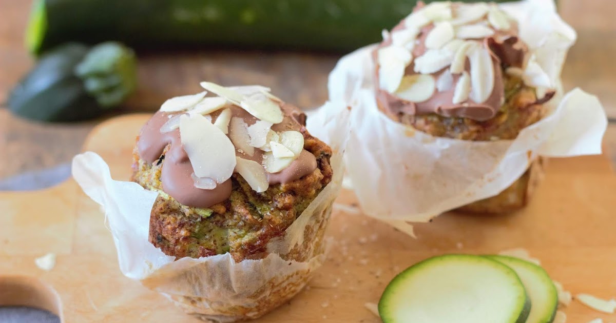 Low Carb Zucchini-Nuss-Muffins Low Carb Zucchini-Nuss-Muffins