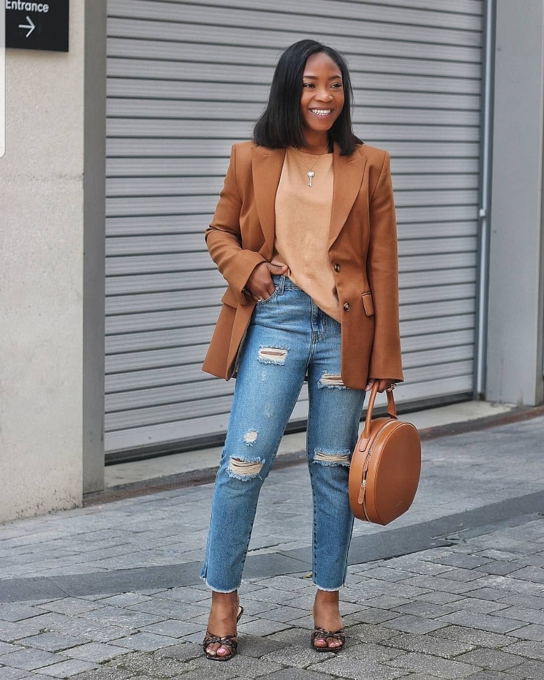 10 different unique ways to style Tan blazers.