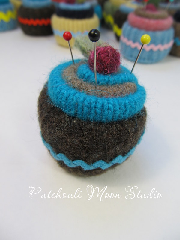 Patchouli Moon Studio Wool Felt Cupcake Pincushions