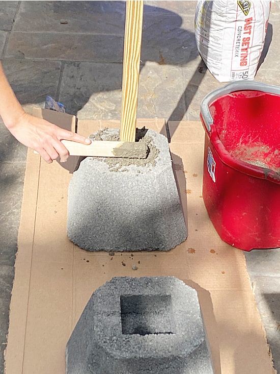 filling base with cement