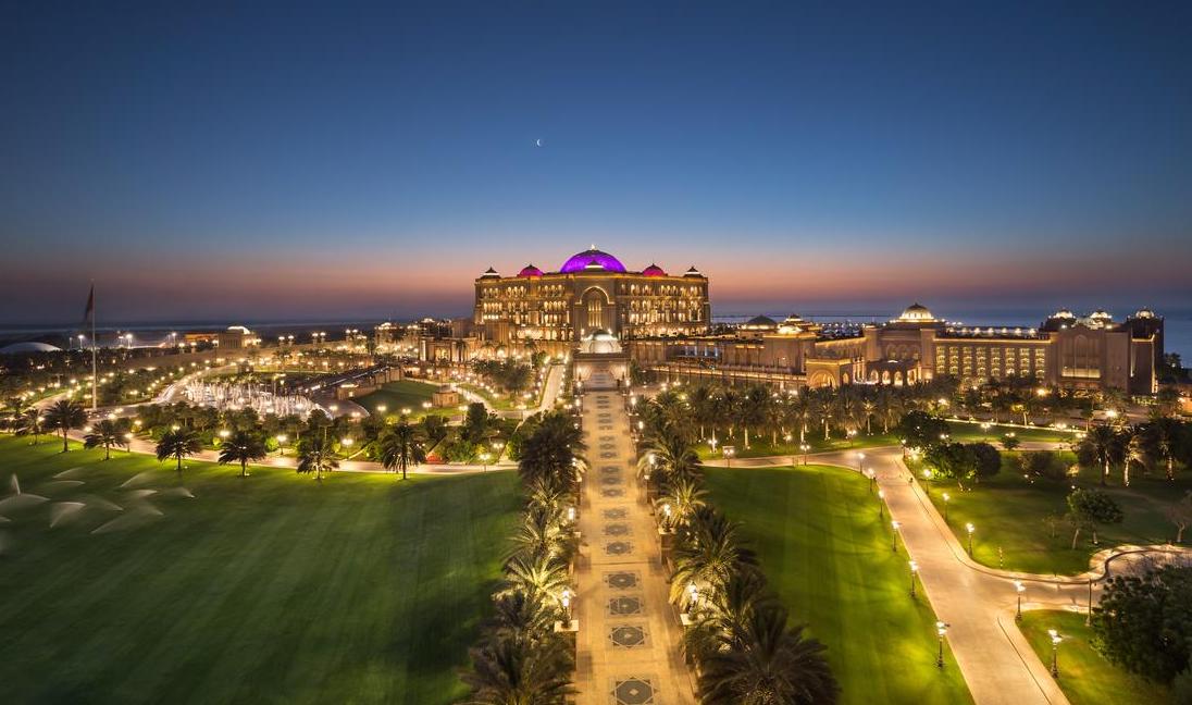 EMIRATES PALACE ABU DHABI COSA VISITARE, COME ARRIVARE, ORARI E PREZZI