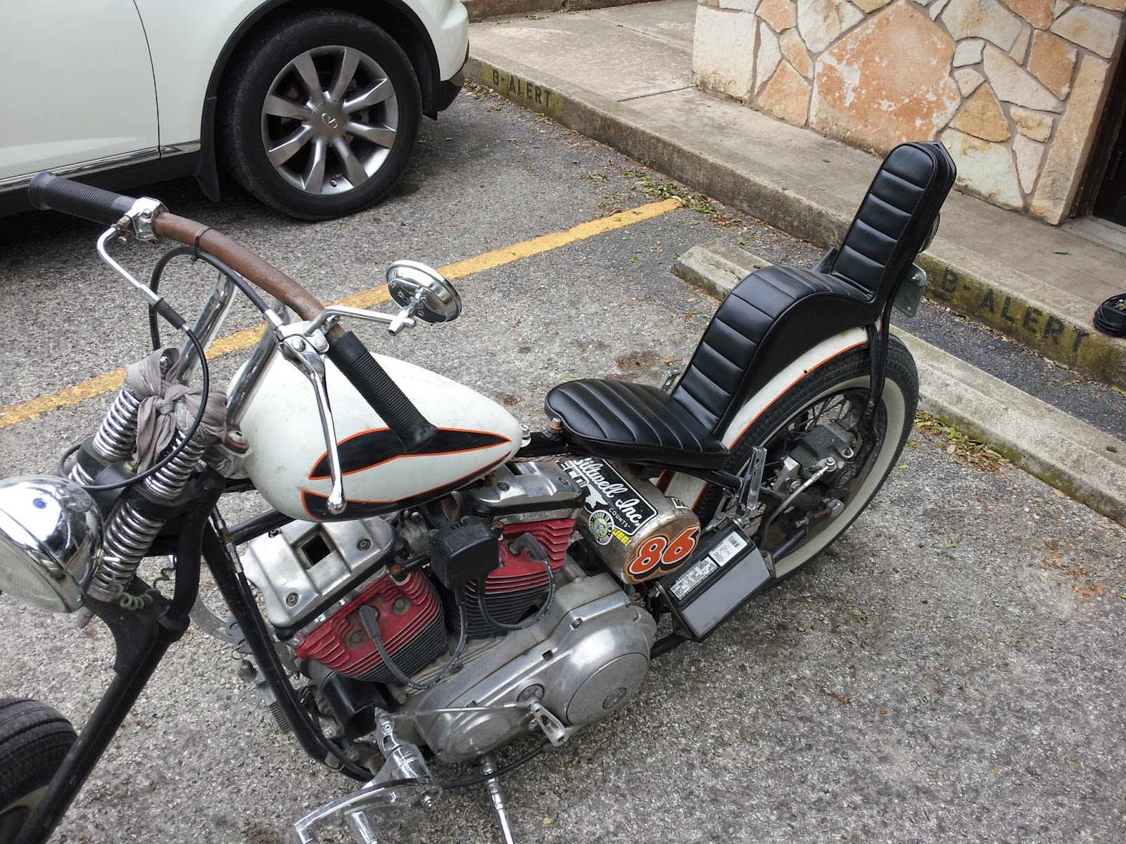 Rattpiss Officionados King and Queen Seat Build