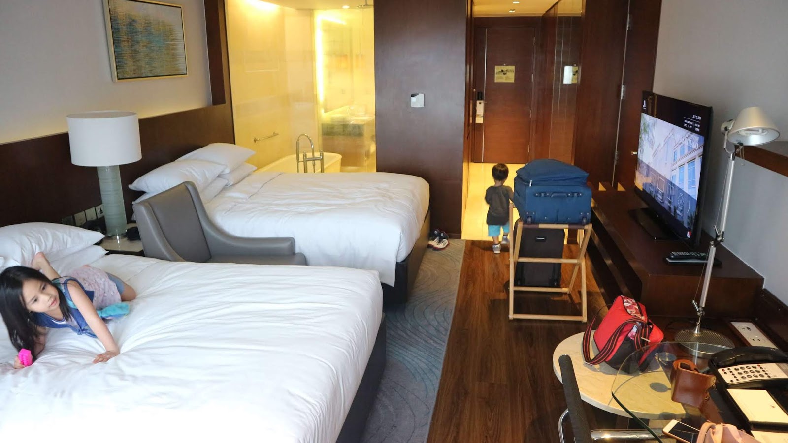 Manila Marriott Hotel Connecting Rooms Experience