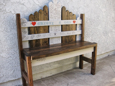 Love this idea!  Wedding Guests Sign Picket Fence Bench