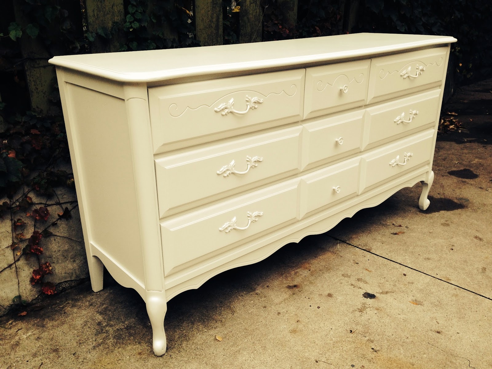 Repurposed Gems White French Provincial Dresser + all my freebie finds!