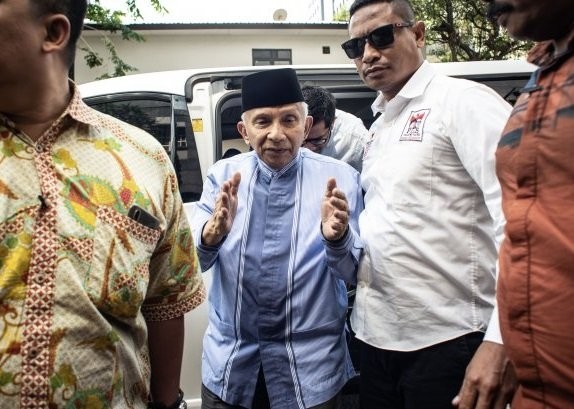 Amien Rais: Ini People Power 'Enteng-entengan', Bukan Mengganti Rezim Amien Rais: Ini People Power 'Enteng-entengan', Bukan Mengganti Rezim