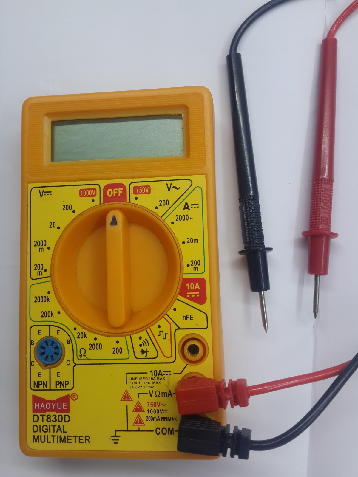 How To Measure Current (Amperes) & Why Ammeter Connected in series ( In Hindi)