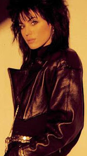 Joan Jett in a leather jacket desktop wallpaper