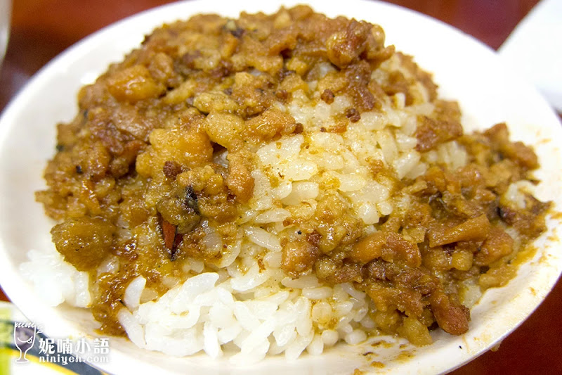 【台北大同區】環記麻油雞。寧夏夜市點名美食 【台北大同區】環記麻油雞。寧夏夜市點名美食