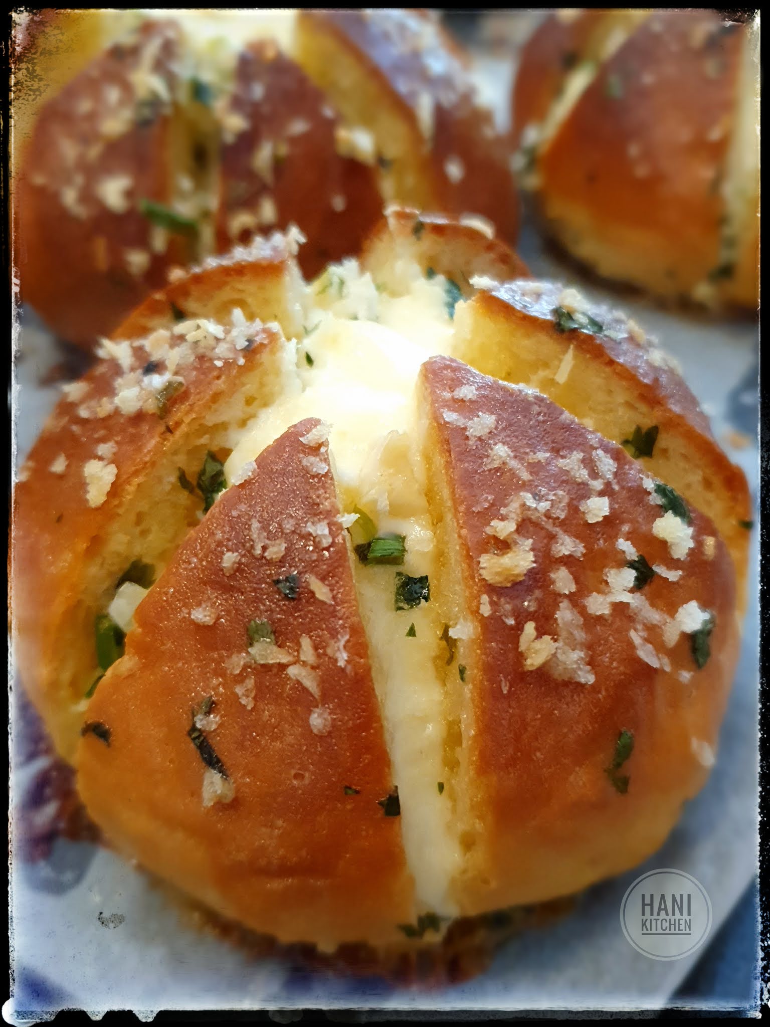 Hani's Kitchen: Korean Cream Cheese Bun