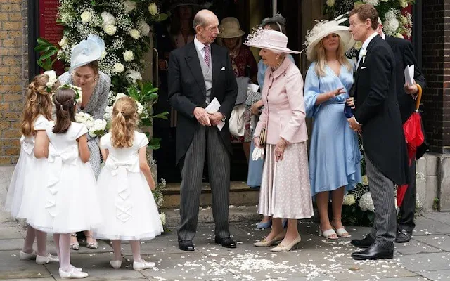 Alexandra wore an embroidered wedding dress by the bridal designer Phillipa Lepley and Ogilvy tiara