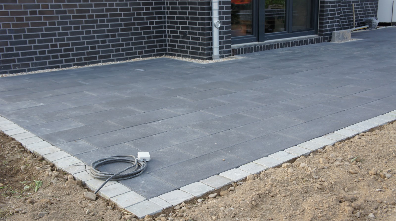 Kürten - Baugebiet Meiersberg: TERRASSE