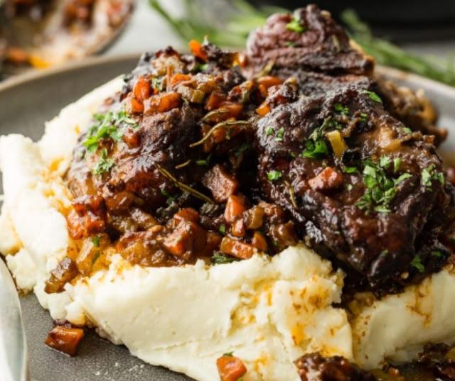 Oven Braised Short Ribs Oven Braised Short Ribs