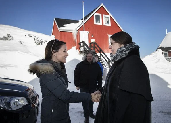 Princess Marie visited the National Museum of Greenland, and social care center. Also, the Princess delivered learning diplomas at Sermersooq in Nuuk