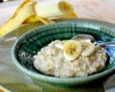 Stovetop Oatmeal with Whipped Banana