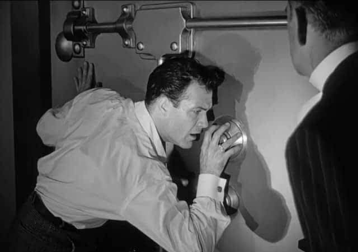 Ricky morton is ready to rock n roll with vsk on this nwa usa Jimmy Valentine | Question and answer | class 11 English