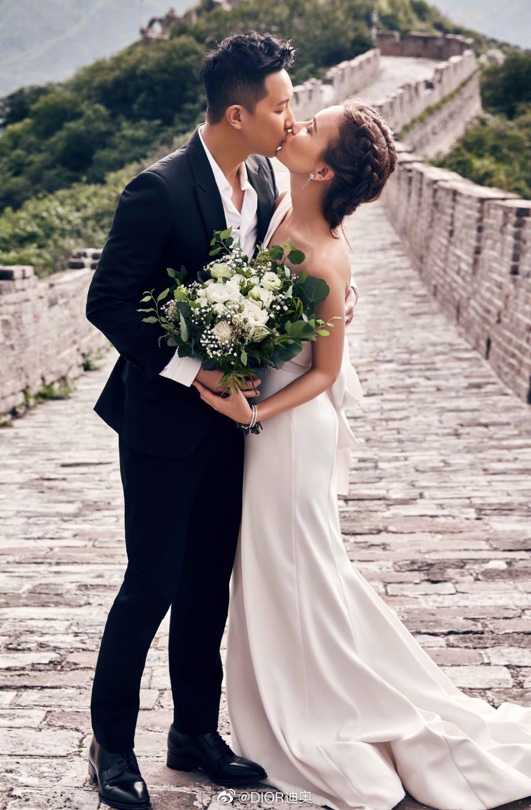 Married in New Zealand, Han Geng and Celina Jade Welcome 2020