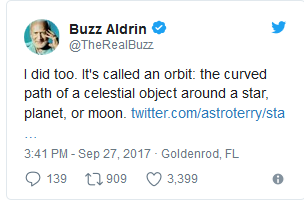 Αστροναύτες απαντούν σε ράπερ που πιστεύει οτι η γη είναι επίπεδη (pics)