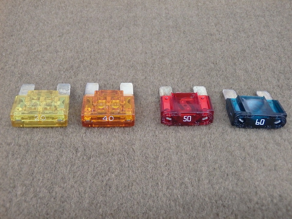 MDR株式会社 平型ヒューズ ブレードヒューズ MAXIヒューズ マキシヒューズ FUSE