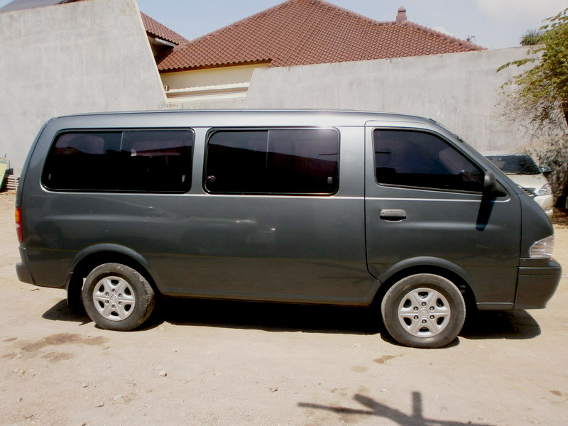 Kia pregio 2002