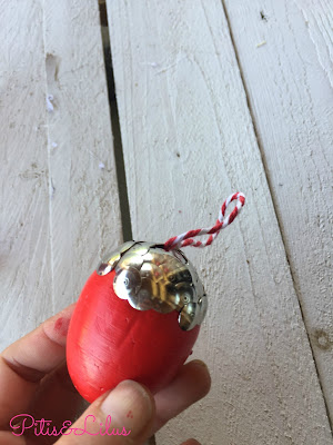 DIY BOLAS DE NAVIDAD DE POREXPAN Y CHINCHETAS