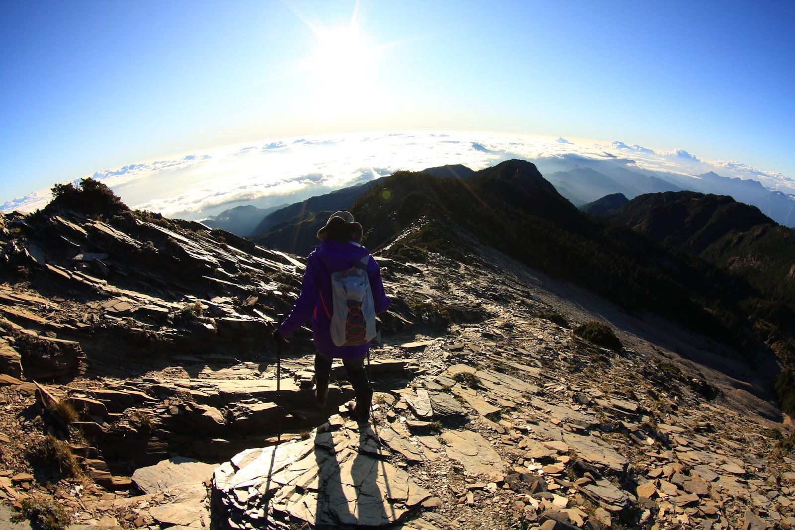 南湖大山東峰前往馬比杉山