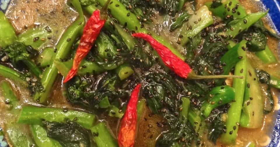 Scrumpdillyicious Stir Fried Gai Lan with Garlic & Oyster Sauce