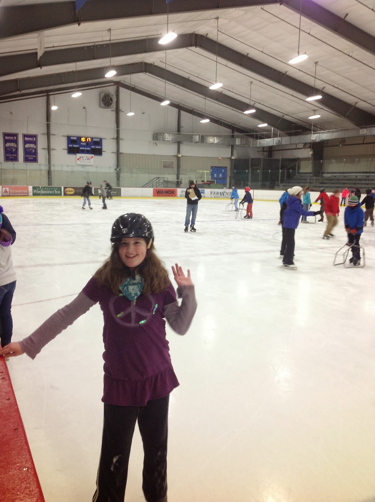 Team Couloir Mountain News Skating at Cairns Arena