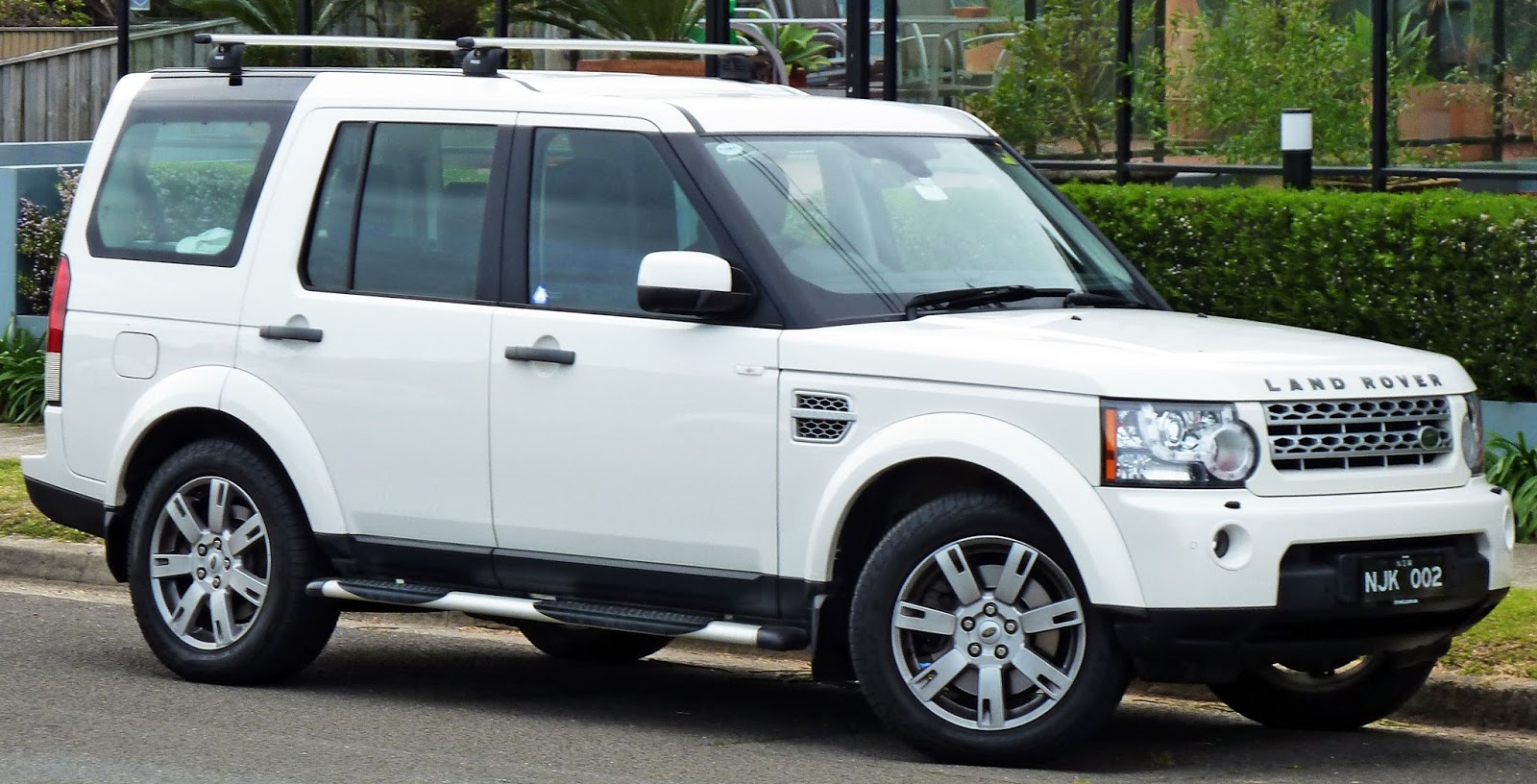 Land Rover Discovery 4 Spy Shots - TDC