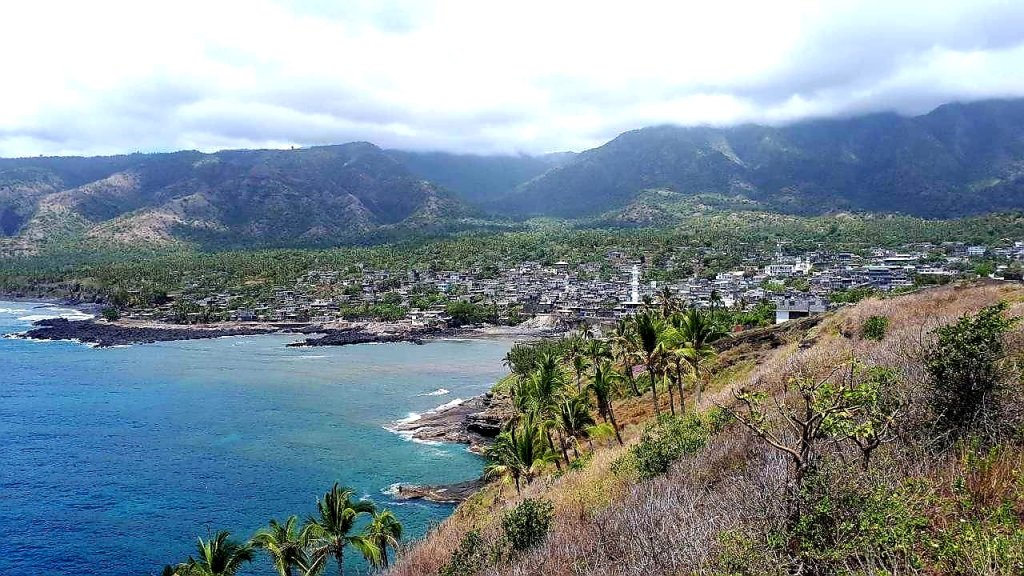 Immigration : À Mayotte, le préfet veut expulser à tour de bras pour apaiser les tensions