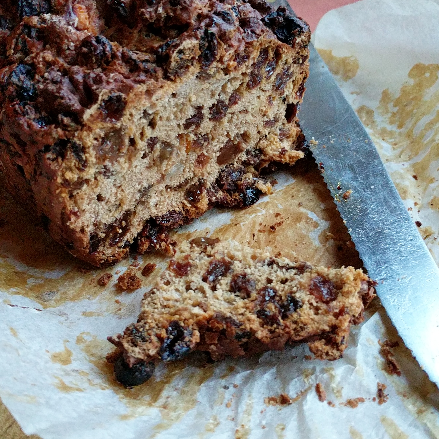 JibberJabberUK No added sugar tea loaf cake
